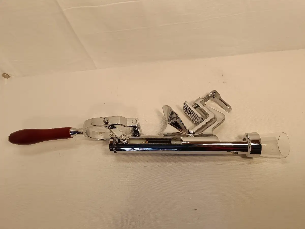 Tire-bouchon de table