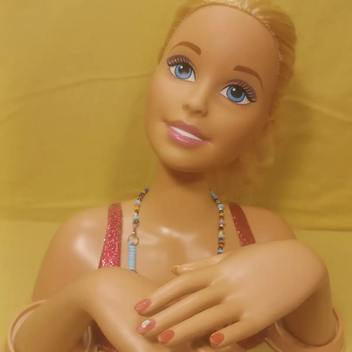 Tête à coiffer barbie