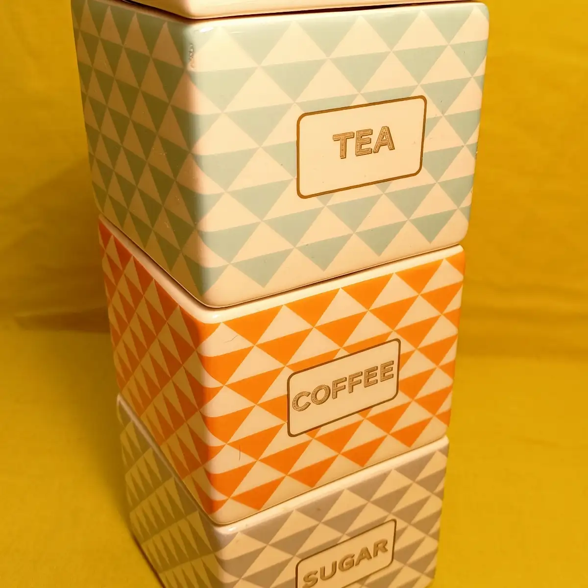 Ensemble de boîte en faïence