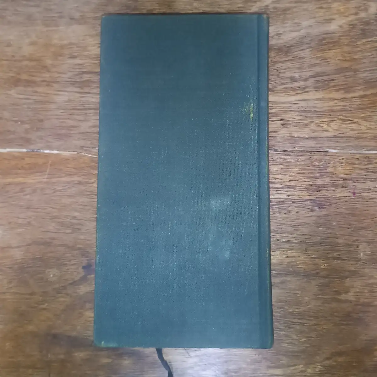 Guide de la nuit à PARIS Gault et Millau 1967