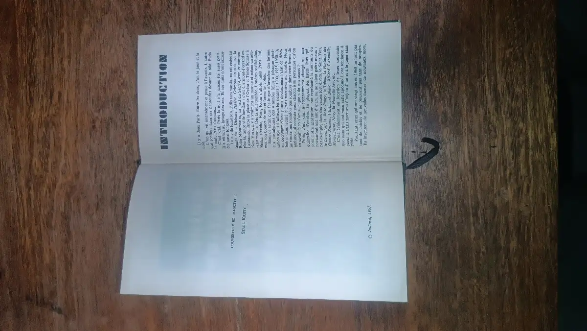 Guide de la nuit à PARIS Gault et Millau 1967